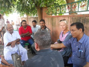 Participants Interacting with Street Vendors